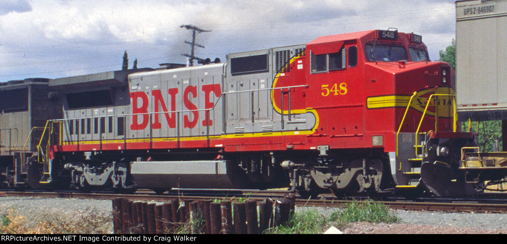 BNSF 548