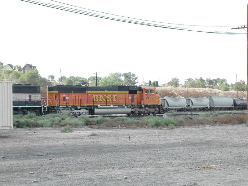 BNSF 9900