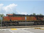 BNSF ES44DC #7662