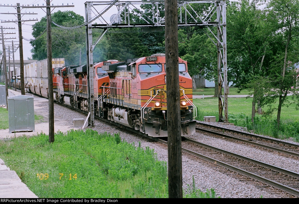 BNSF 5340 with 7399,4668, 7439