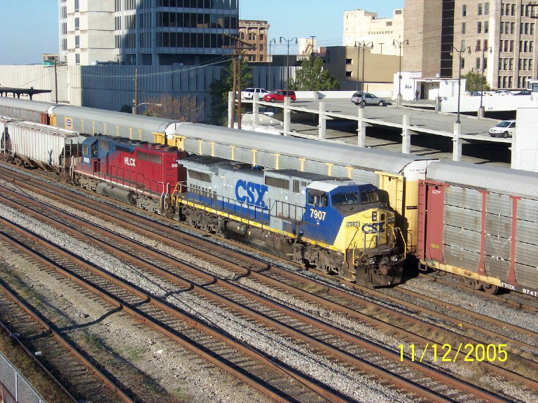 CSX train R605 heads towards CSX Boyles yard 