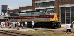 Lackawanna Heritage Unit passing by