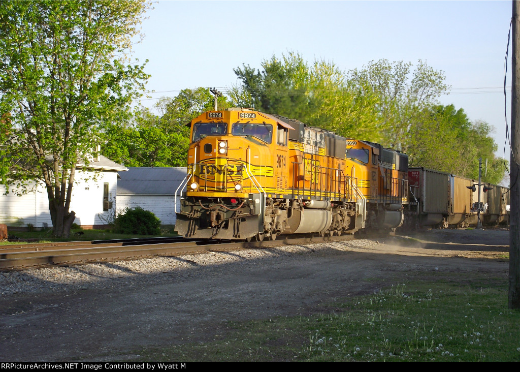 BNSF 9874 and 8953