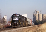 NS 5352 GP38-2