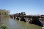 NS 8125 and NS 1071 on oil train