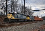 CSX SD40-2 #8439 on Q706-27