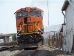 BNSF ES44C4 6811