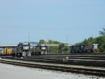 NS 6206 (SD40-2) 870 (YARD SLUG)   6191(SD40-2) 850 (MT6)     9628 (C40-9W) 9378 (C40-9W) BNSF 732 (C44-9W)