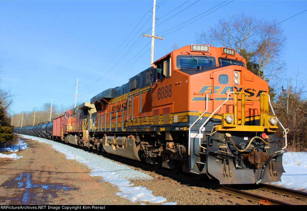 BNSF 6888 CSX Train K040 Crude Oil Loads