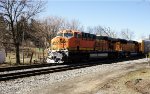 BNSF 6062 lead CSX Q276 with BNSF 8886