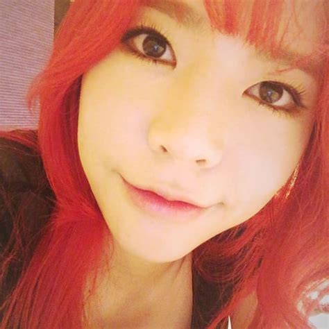 Sunny Starts Latest Instagram Account and Opens New Twitter Account