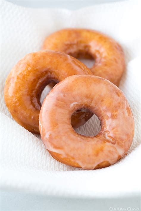 Copycat Krispy Kreme Glazed Doughnuts | Recipe Cart