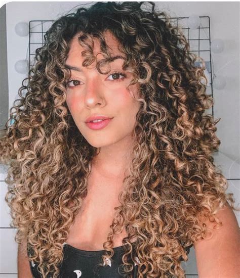 Best Styles For Curly Hair In 2024 | The Mestiza Muse