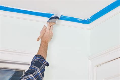 How to Paint a Ceiling