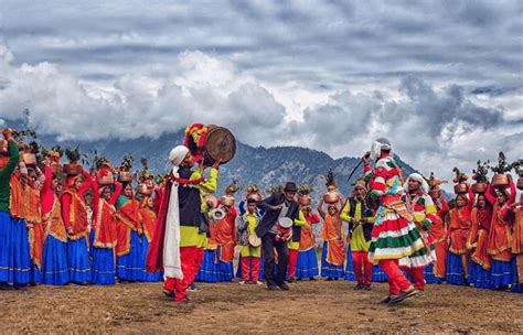 Folk Dance of Uttarakhand, Famou Dance of Uttarakhand - Lifestyle Fun