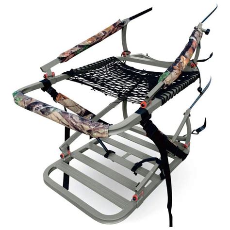 Best Climbing Tree Stand For The Hunting Season - RangetoReel