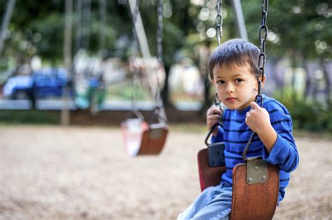 How to Help Kids Who Are Lonely - Child Mind Institute