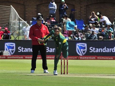 Shamsi in as SA bowl