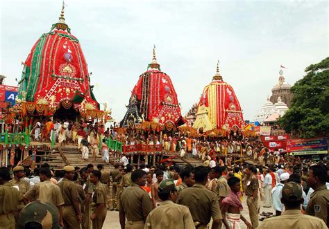 Jagannath Rath Yatra in Puri 2024 | Festival Dates & Images