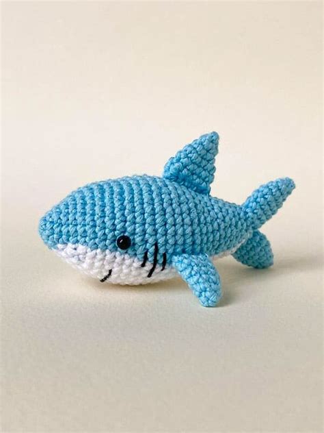 Amigurumi Shark Pattern Plush Crochet Toy Stuffed Sea - Collective Circlet