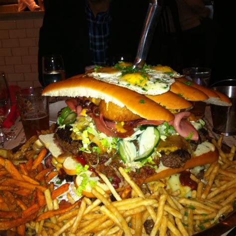 Biggest burger ever. Biggest Burger, Crazy Burger, Big Burgers, Pulled ...