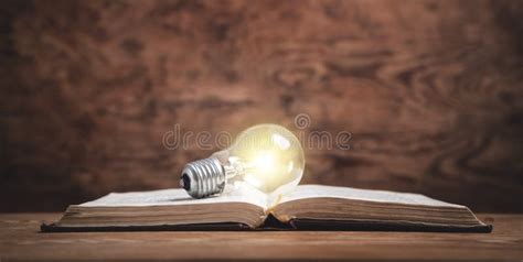 Light Bulb on the Book. Knowledge, Creative, Wisdom Stock Photo - Image ...