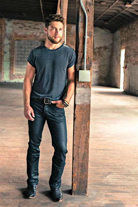 Chris Lane on His Dream Collaboration With Taylor Swift | Glamour