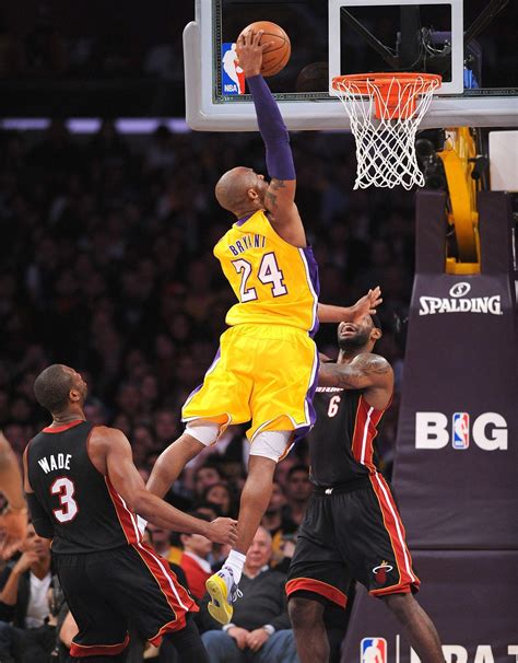 Kobe Bryant Dunking Wallpapers - Top Free Kobe Bryant Dunking ...