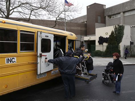 NYC school bus strike ends after a month - CBS News