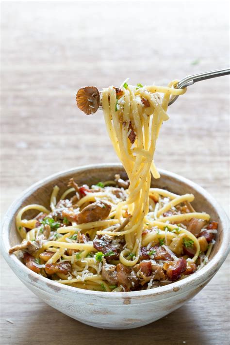 BACON MUSHROOM PASTA | GARLIC MATTERS