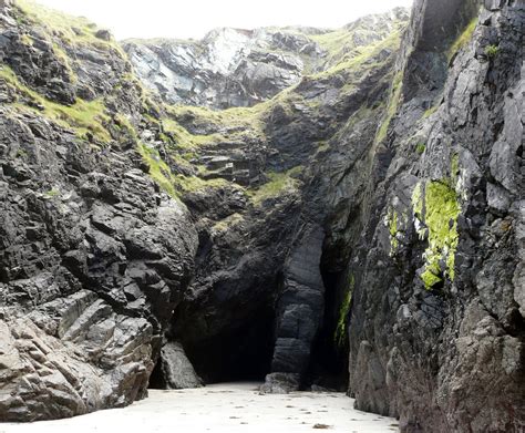 Torchlight Cave Entrance & Mullion Cove - Torchlight Cave, Mullion Cove