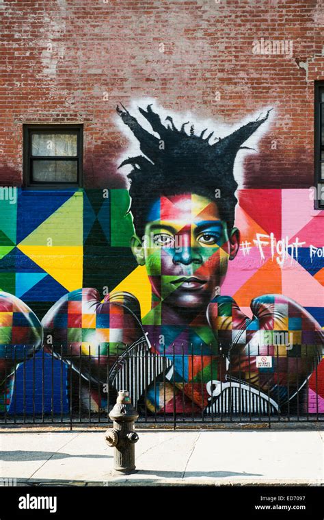 Street art, graffiti, painted wall of a building, Soho, Manhattan, New ...