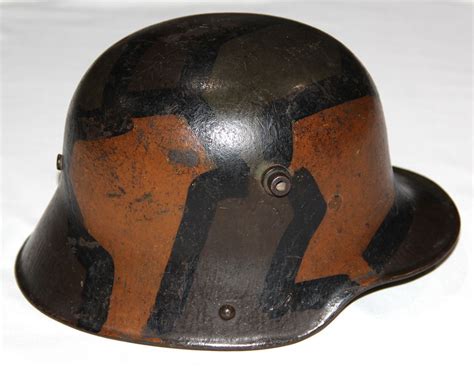 B191. WWI GERMAN CAMOUFLAGE M16 COMBAT HELMET - B & B Militaria