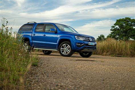 2019 Volkswagen Amarok V6 Pick-Up Review - carwitter