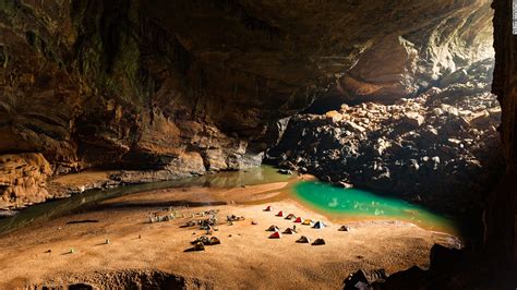 See world's largest cave, Hang Son Doong, in Vietnam | CNN Travel