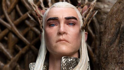 The Hobbit: This King Thranduil Statue Is Fit for a Woodland King