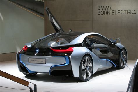 File:BMW i8 Concept rear.jpg - Wikipedia