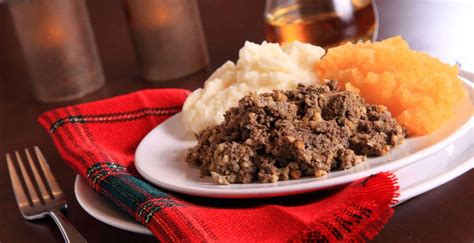 Haggis, national dish of Scotland | Historic UK