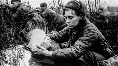 A female look at war: 10 photos taken by Soviet women during WWII ...