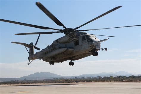 Marine Corps Identifies 4 Aircrew Killed in CH-53E Crash in California ...