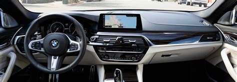 2020 BMW 5 Series Technology Features | Hilton Head BMW