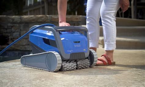 Dolphin M600 Review: The Top M‑Line Robot