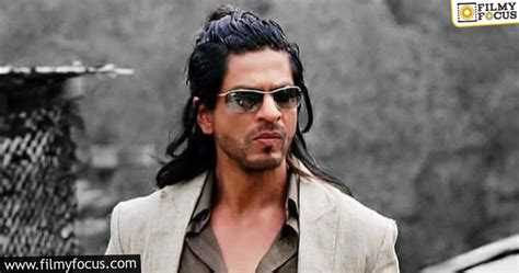 Shah Rukh Khan resumes Pathan's shoot; New release date is here - Filmy ...