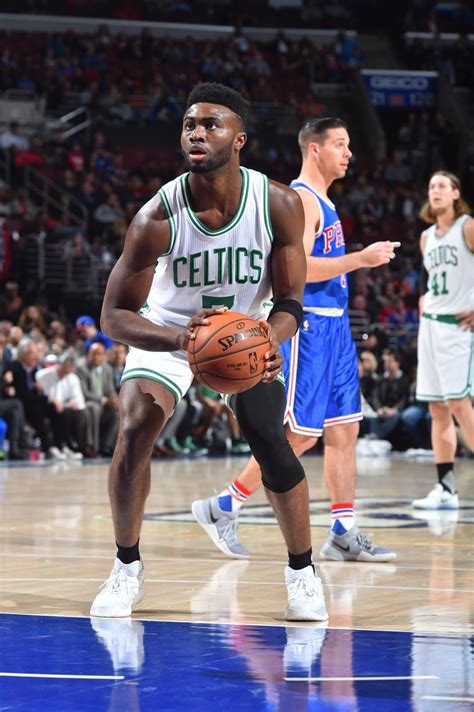 Photos: Celtics vs. 76ers – Dec. 3, 2016 Photo Gallery | NBA.com