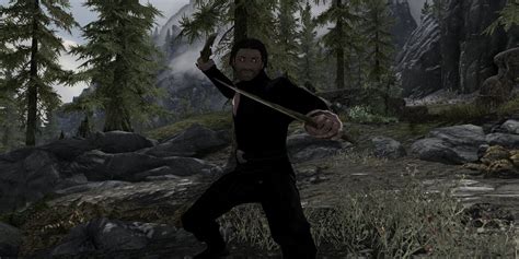 The Best Daggers in Skyrim (& Where to Unlock Them)