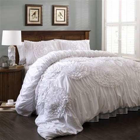 Lush Decor Serena 3-Piece White Queen Comforter Set at Lowes.com