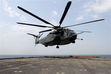 MH-53E Sea Dragon | Military.com