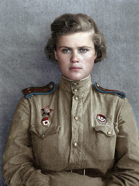 Wonderful Colorized Portraits of Russian Fighters In World War 2 - Flashbak