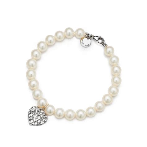 Paloma Picasso® Olive Leaf pearl heart bracelet in sterling silver ...