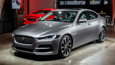 Jaguar XE 2023